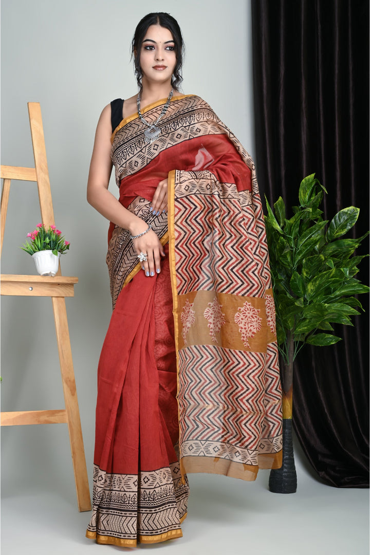 Handcrafted Marvels: Chanderi Silk Sarees Crafted with Precision