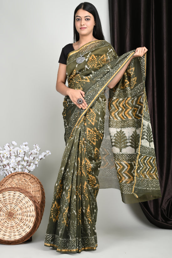 Traditional Charm: Chanderi Silk Sarees Brimming with Traditional Beauty