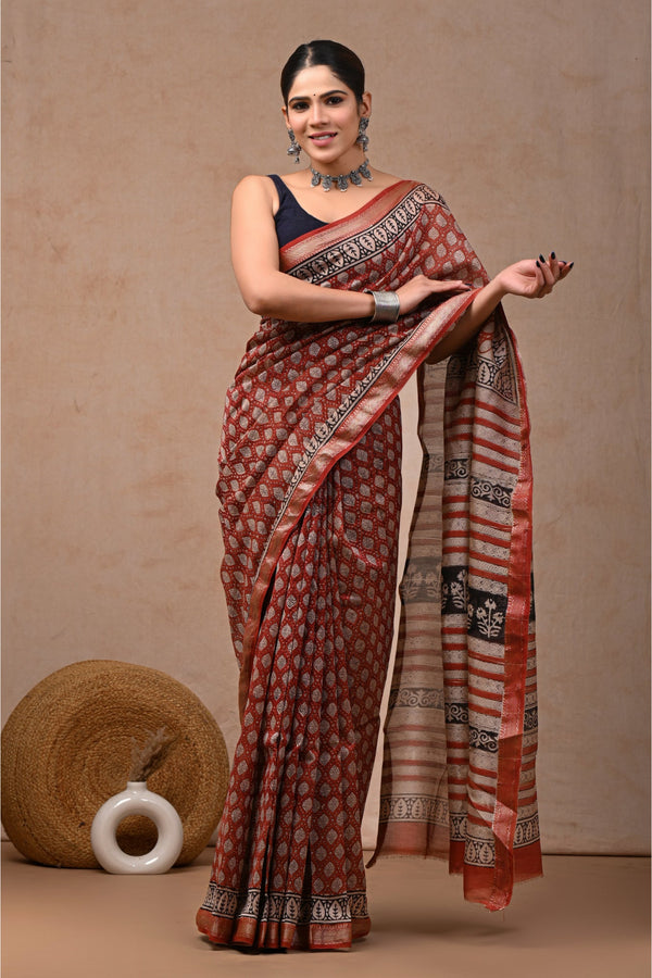 Craftsmanship Marvel in Artisanal Maheshwari Silk Sari